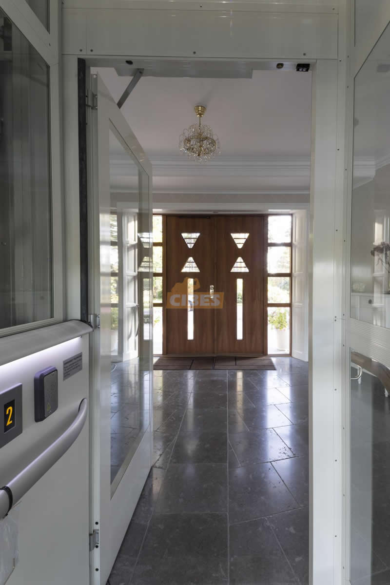 Indoor lift in the Swedish archipelago - Cibes新盛娱乐瑞典品牌电梯