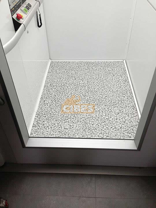 Cibes A4000 residential lift in private villa - Cibes新盛娱乐瑞典品牌电梯