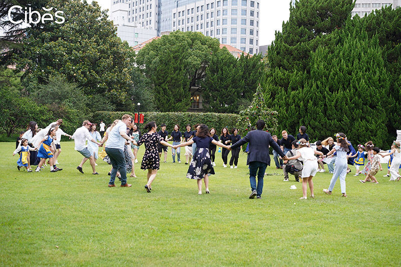 CIBES新盛娱乐家用电梯 | 邀您共庆瑞典仲夏节，，，，，共享夏日优美时光！ - Cibes新盛娱乐瑞典品牌电梯